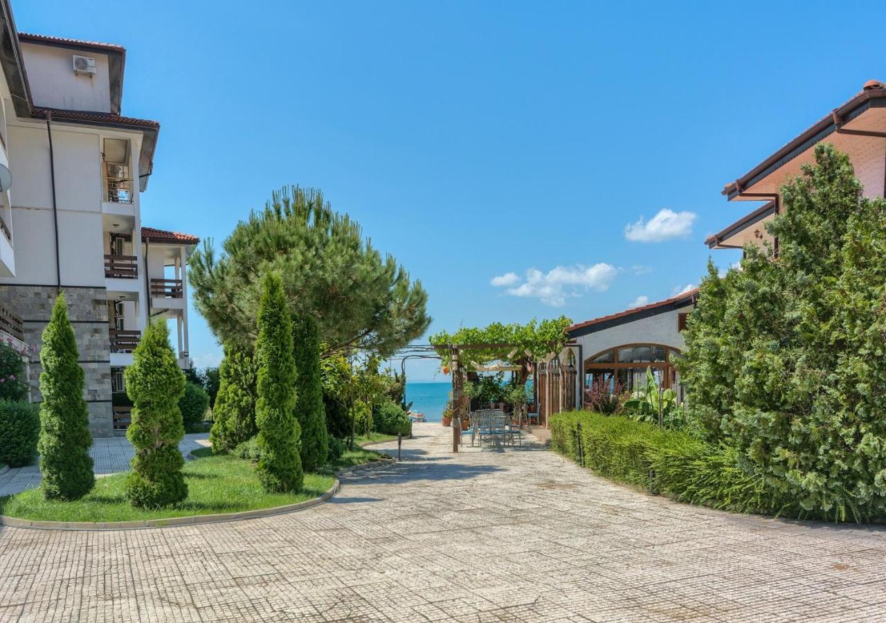 Robinson Beach Apartments Elenite Exterior photo